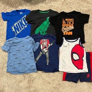 Bundle boys of 5 4T-shirts and 3T Spider-Man outfit